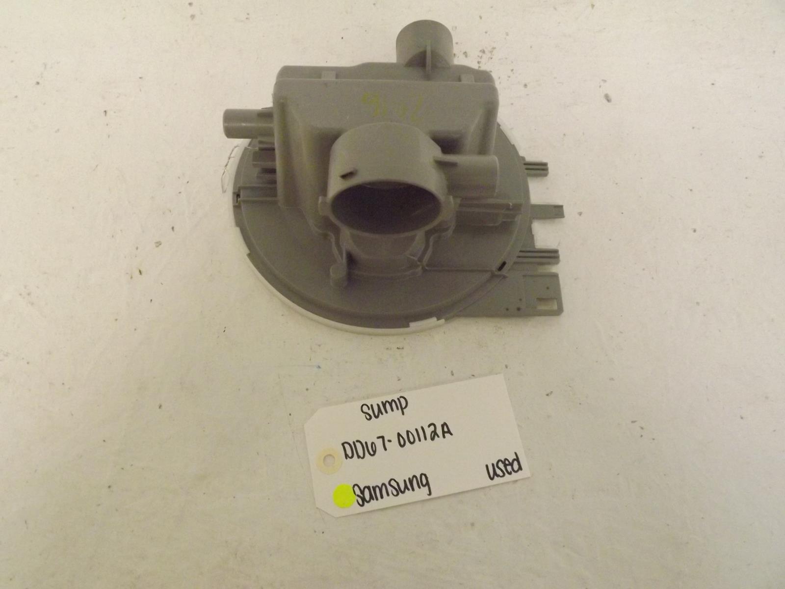 Samsung Dishwasher DD67-00112A Sump Used Samsung Dishwasher DD67-00112A Sump Used